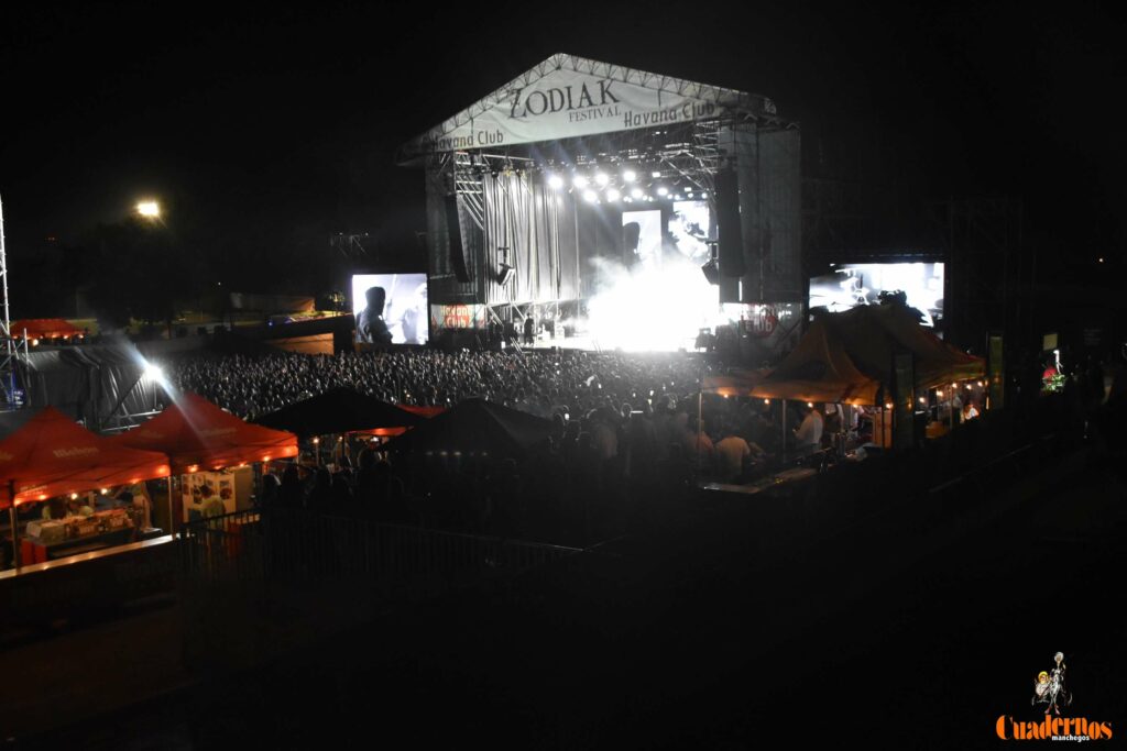 Siloé y Los Rebeldes hacen vibrar a varias generaciones en la segunda noche del Zodiak Festival de Tomelloso 119 zodiak sabado 18 07 2026 tomelloso 019