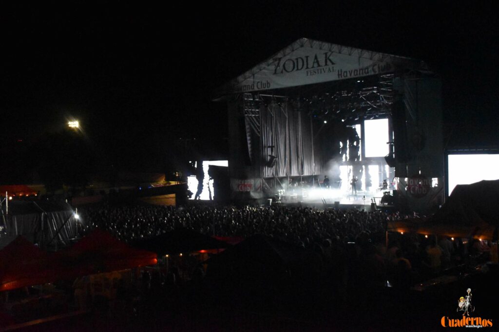 Siloé y Los Rebeldes hacen vibrar a varias generaciones en la segunda noche del Zodiak Festival de Tomelloso 94 zodiak sabado 18 07 2026 tomelloso 044