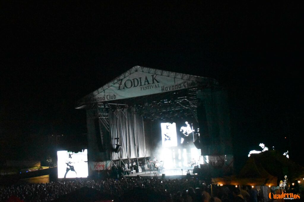 Siloé y Los Rebeldes hacen vibrar a varias generaciones en la segunda noche del Zodiak Festival de Tomelloso 88 zodiak sabado 18 07 2026 tomelloso 050