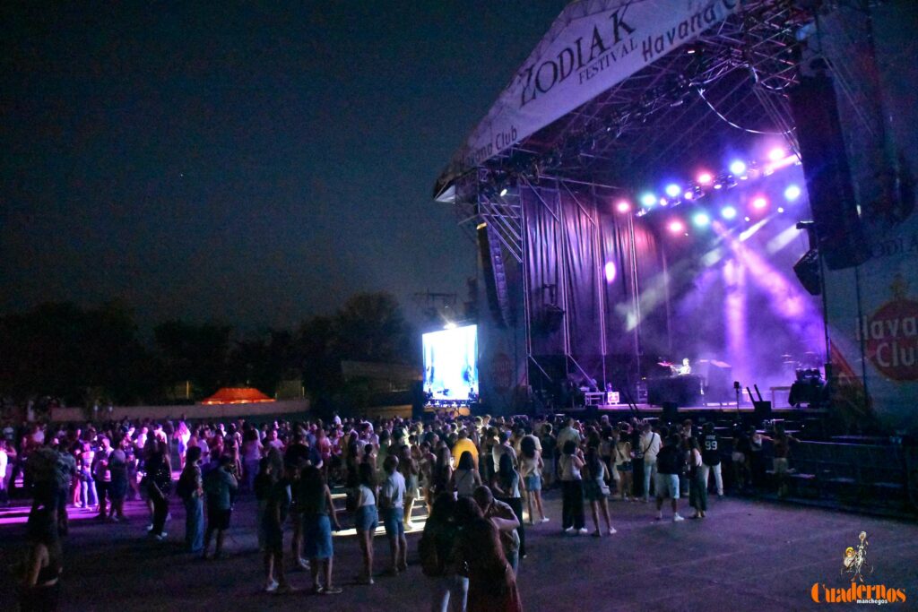 Siloé y Los Rebeldes hacen vibrar a varias generaciones en la segunda noche del Zodiak Festival de Tomelloso 32 zodiak sabado 18 07 2026 tomelloso 106