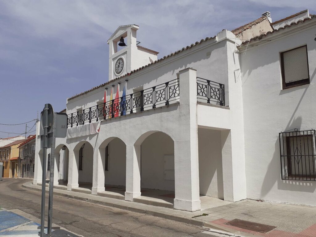 Analogías, contradicciones y dualidad sobre dos ciudades 1 Ayuntamiento viejo
