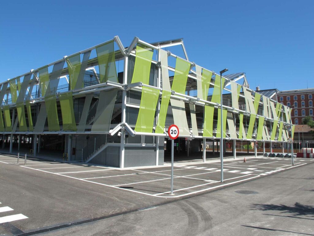 Atocha estrena 1.357 plazas de aparcamiento con un innovador sistema sostenible de Anrotech 2 adif anrotech 2