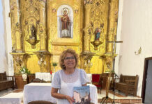 Arguisuelas presenta el libro Arguisuelas y su Iglesia en un emotivo acto dedicado a la memoria y al patrimonio del pueblo Arguisuelas presenta el libro Arguisuelas y su Iglesia en un emotivo acto dedicado a la memoria y al patrimonio del pueblo