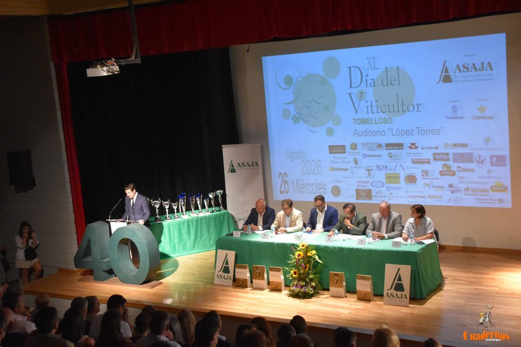 Tomelloso celebra el XL Día del Viticultor con el agua, la PAC y el precio de la uva en el centro del debate 38 asaja dia viticultor tomelloso 2026 01