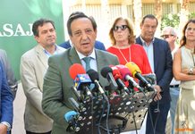 Pedro Barato reclama “menos sanciones y más soluciones” para el campo desde Tomelloso Pedro Barato reclama “menos sanciones y más soluciones” para el campo desde Tomelloso