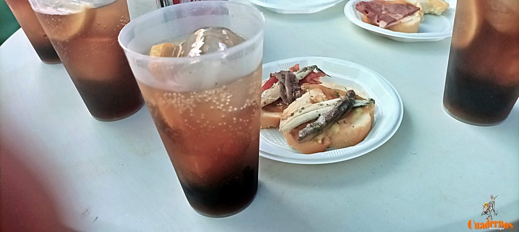 El Parque de la Constitución se convierte en punto de encuentro con los tradicionales Bailes del Vermouth de Tomelloso 6 bailes del vermouth tomelloso 2