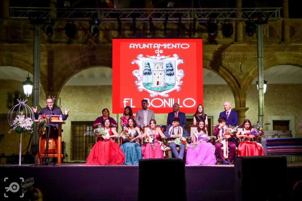 El Bonillo proclama a sus Manchegos y Manchegas de Honor 2026 con pregón de Juan Molina Ródenas 6 bonillomanchegasdehonor 6