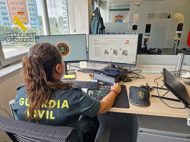 La Guardia Civil investiga a tres personas por una estafa de 3.000 euros en la compra online de una carretilla elevadora