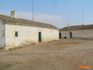 Las casas blancas que aún resisten en la llanura de Tomelloso Casas de Campo de Tomelloso