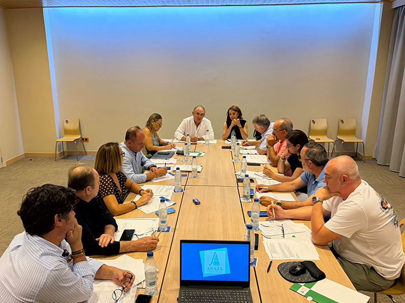 ASAJA Castilla-La Mancha reúne de forma extraordinaria a su Comité Ejecutivo ante la gravedad de la situación del campo regional