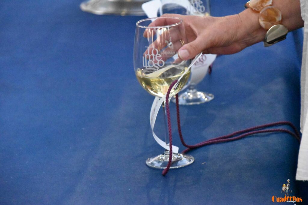 Tomelloso desafía al calor y llena de ambiente la primera noche de su XIV Fiesta del Vino 16 decimocuarta fiesta del vino 15