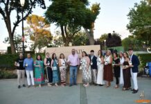 Tomelloso desafía al calor y llena de ambiente la primera noche de su XIV Fiesta del Vino Tomelloso desafía al calor y llena de ambiente la primera noche de su XIV Fiesta del Vino