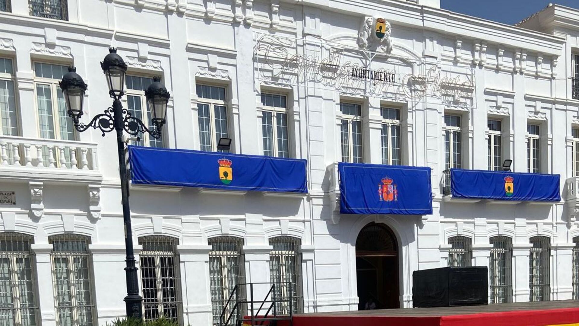 Despilfarrar en azul
