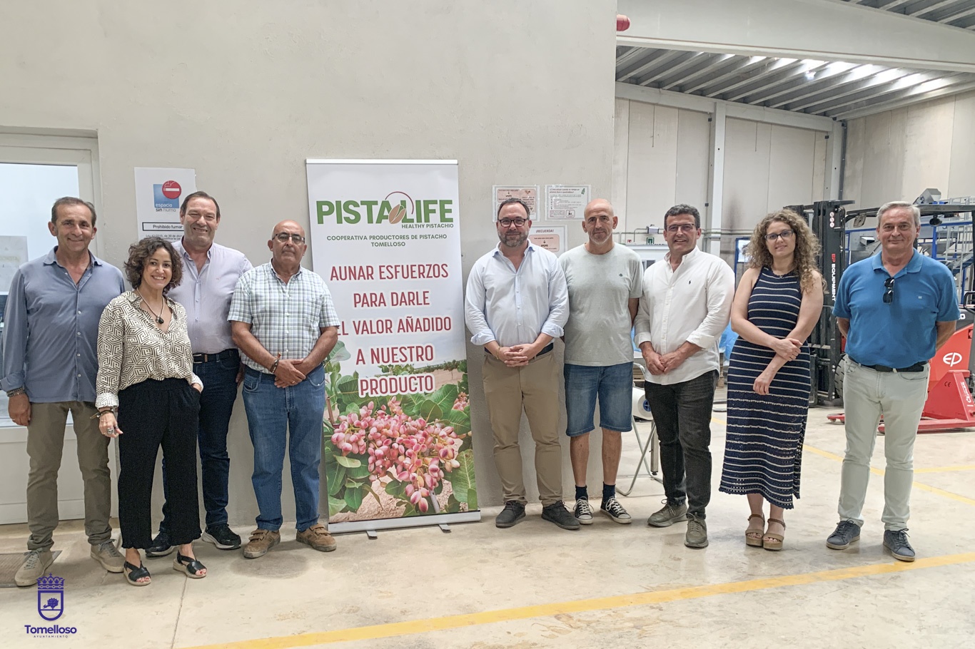 Pistalife consolida en Tomelloso el pistacho como alternativa agrícola con proyección internacional 7 El alcalde visita la cooperativa Pistalife para conocer de primera mano sus instalaciones y su proceso de producción