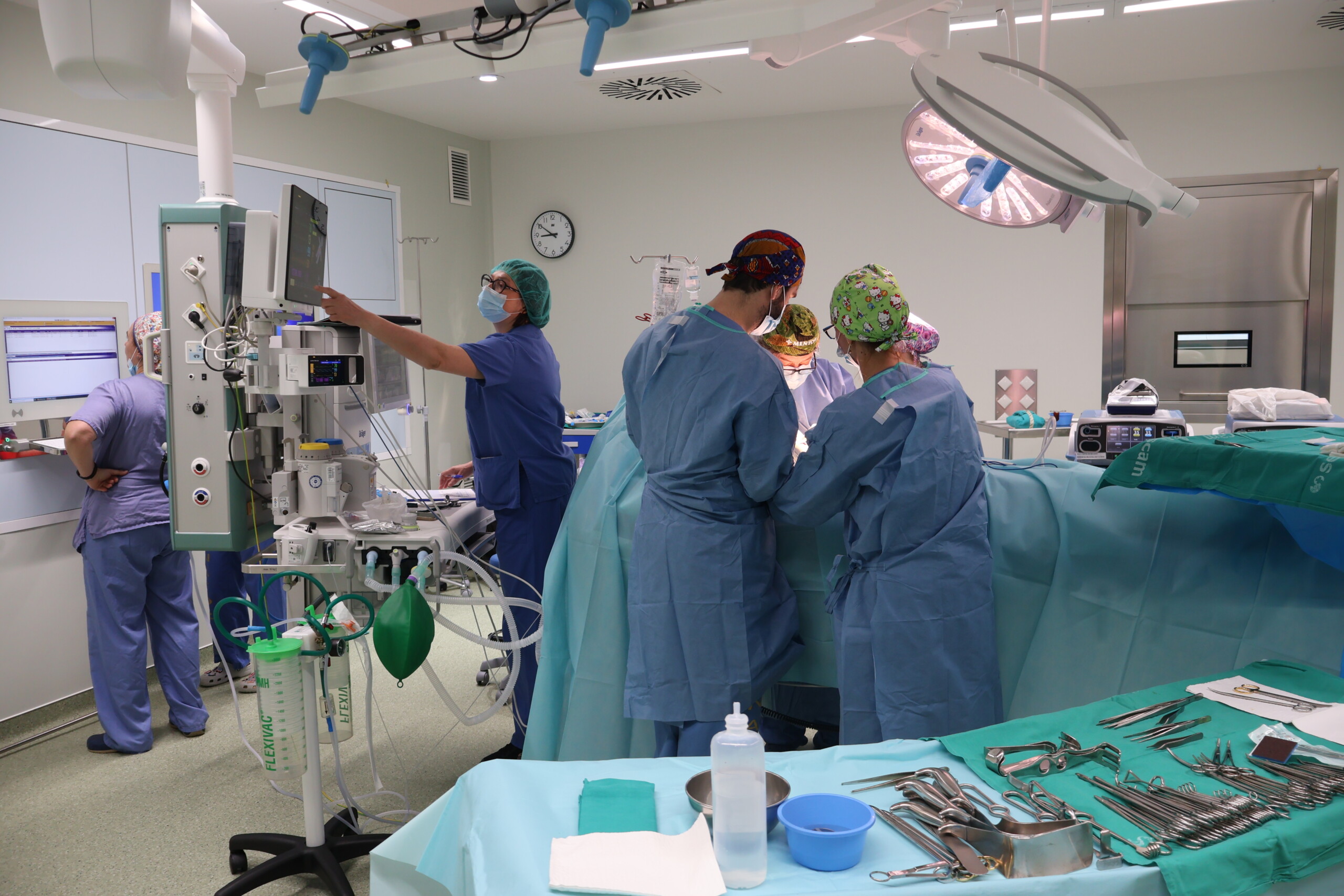 El Gobierno de Castilla-La Mancha avanza en la adquisición de tecnología y aparataje para la Unidad de Neurocirugía del Hospital de Cuenca 1 El Gobierno de Castilla-La Mancha avanza en la adquisición de tecnología y aparataje para la Unidad de Neurocirugía del Hospital de Cuenca
