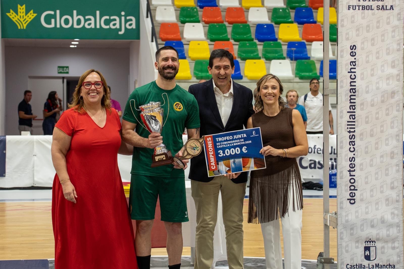 El Gobierno de García-Page ha destinado en los últimos años más de 4,5 millones de euros en apoyo a clubes de balonmano masculinos y femeninos 1 El Gobierno de García-Page ha destinado en los últimos años más de 4,5 millones de euros en apoyo a clubes de balonmano masculinos y femeninos