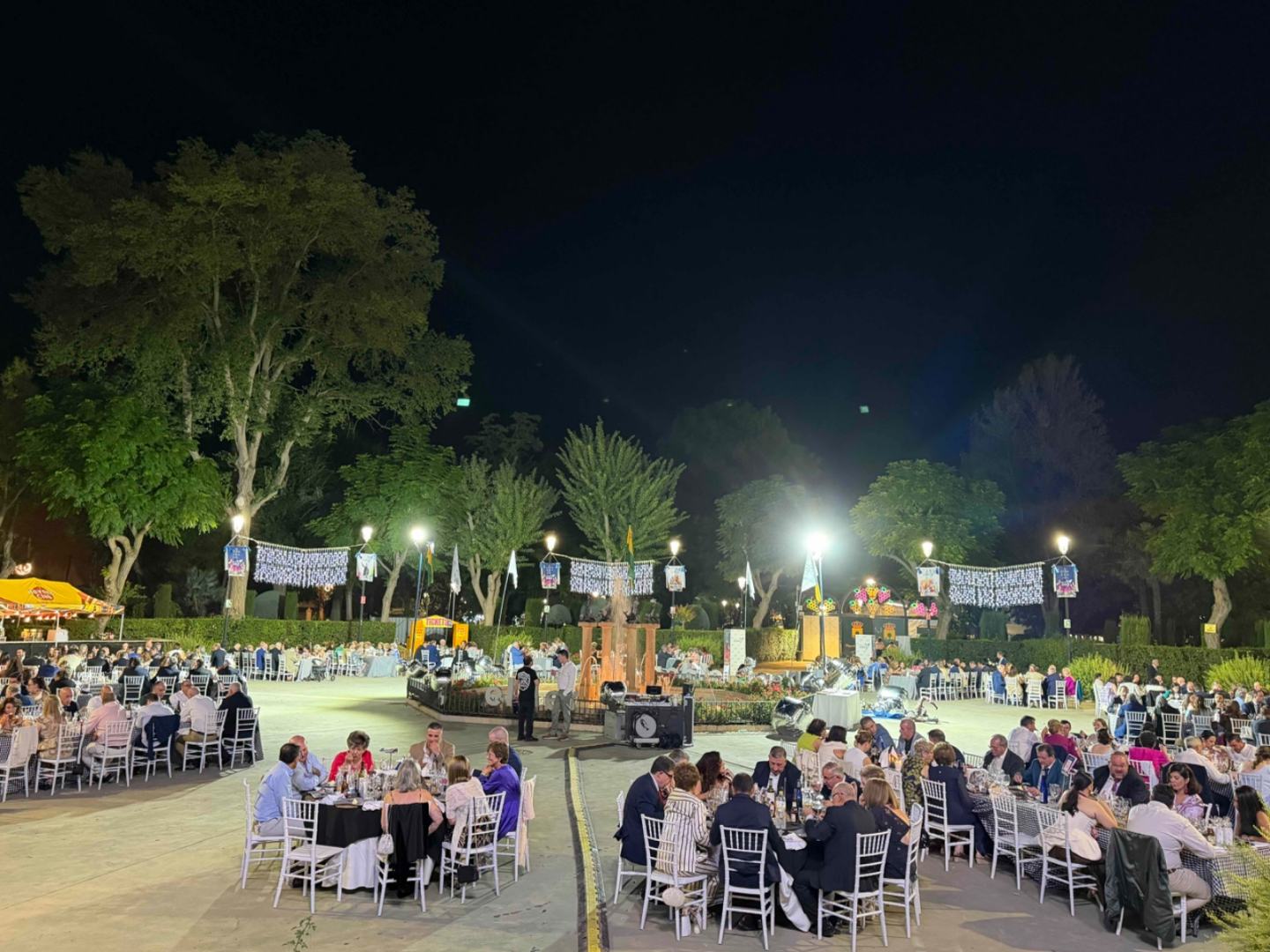 Fundación Elder devuelve a la Cena de Gala de Tomelloso el ambiente de sus grandes noches con más de 350 asistentes
