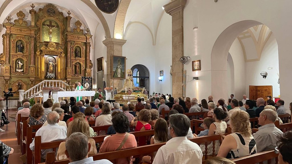 La fe y el acompañamiento a los mayores protagonizan una emotiva eucaristía con unción de enfermos en Tomelloso 2 fe acompanamiento virgen vinas 7