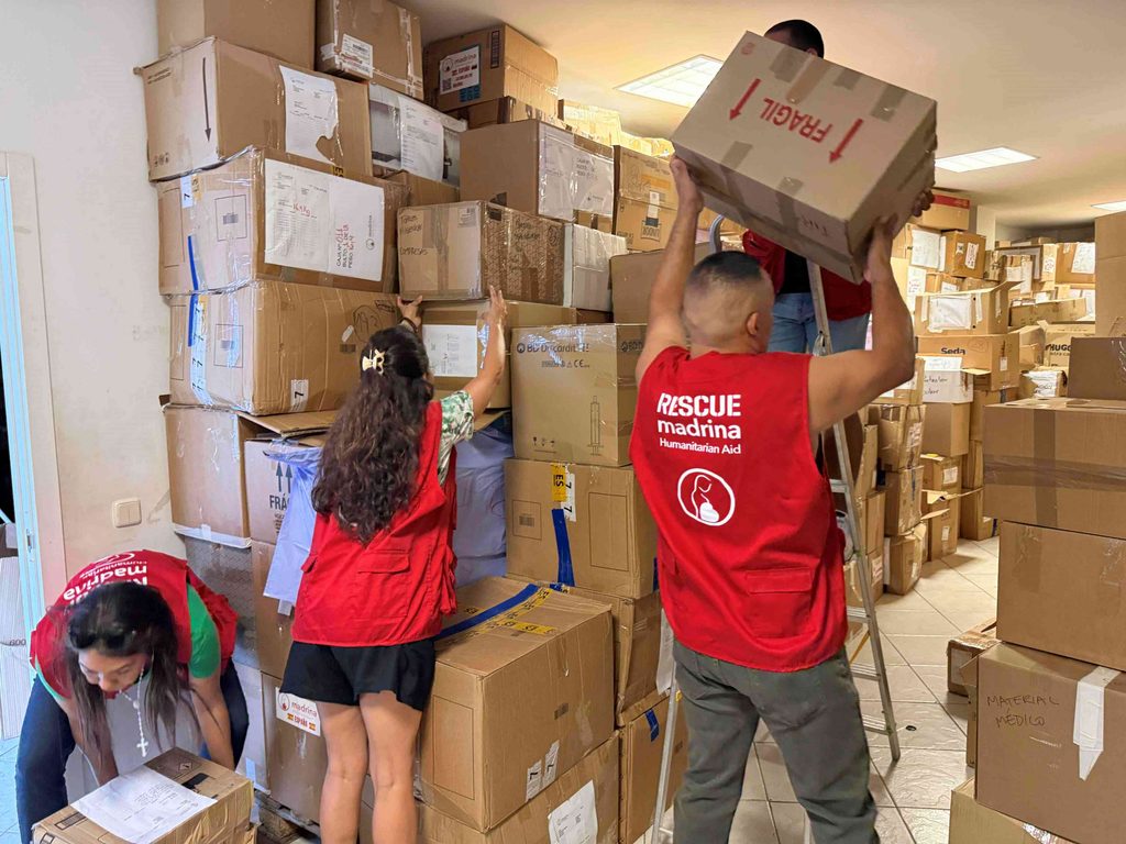 Fundación Madrina envía 20 palés de ayuda humanitaria a Colombia a través de Iberia 1 fundacionmadrina colombia 2