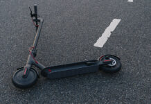 Un menor de 14 años, herido en una colisión entre un coche y un patinete en Ciudad Real Un menor de 14 años, herido en una colisión entre un coche y un patinete en Ciudad Real