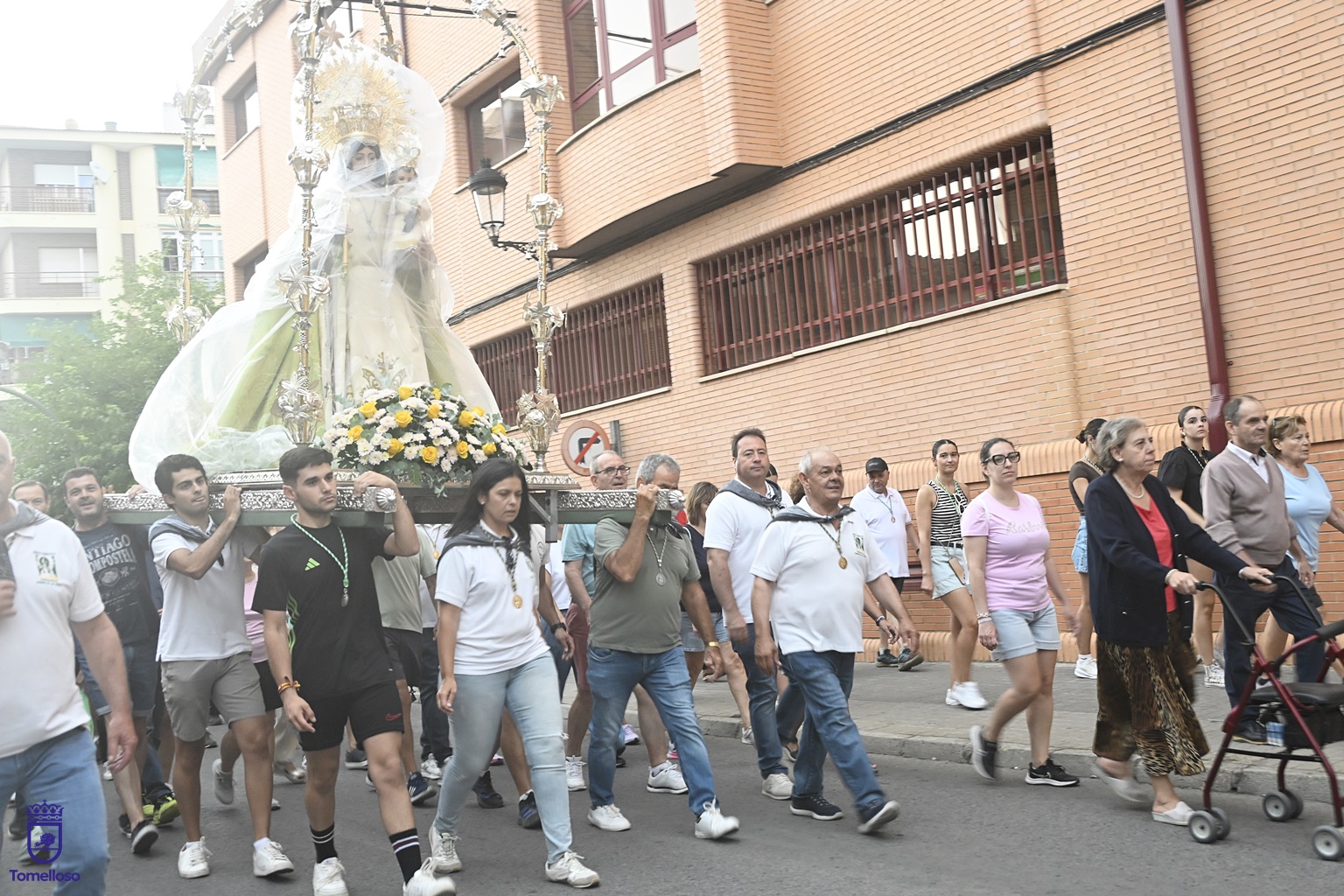 Javier Navarro renueva su Voto a la Virgen de las Viñas con un mensaje de esperanza, unidad y compromiso con el futuro 2 Javier Navarro renueva su Voto a la Virgen de las Viñas con un mensaje de esperanza, unidad y compromiso con el futuro