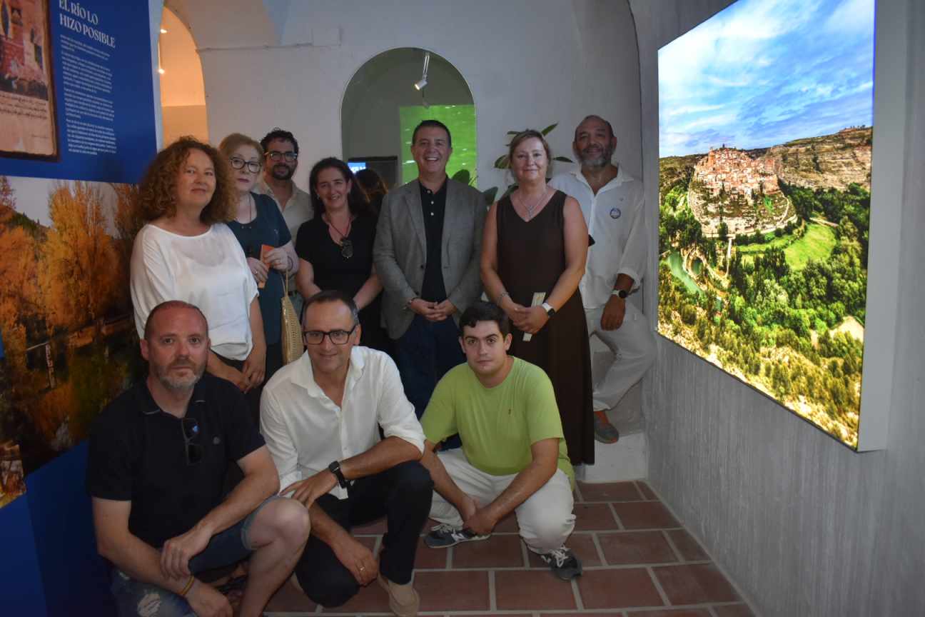 Cabañero destaca en Jorquera el valor de la Torre de Doña Blanca como nuevo recurso turístico y cultural de La Manchuela
