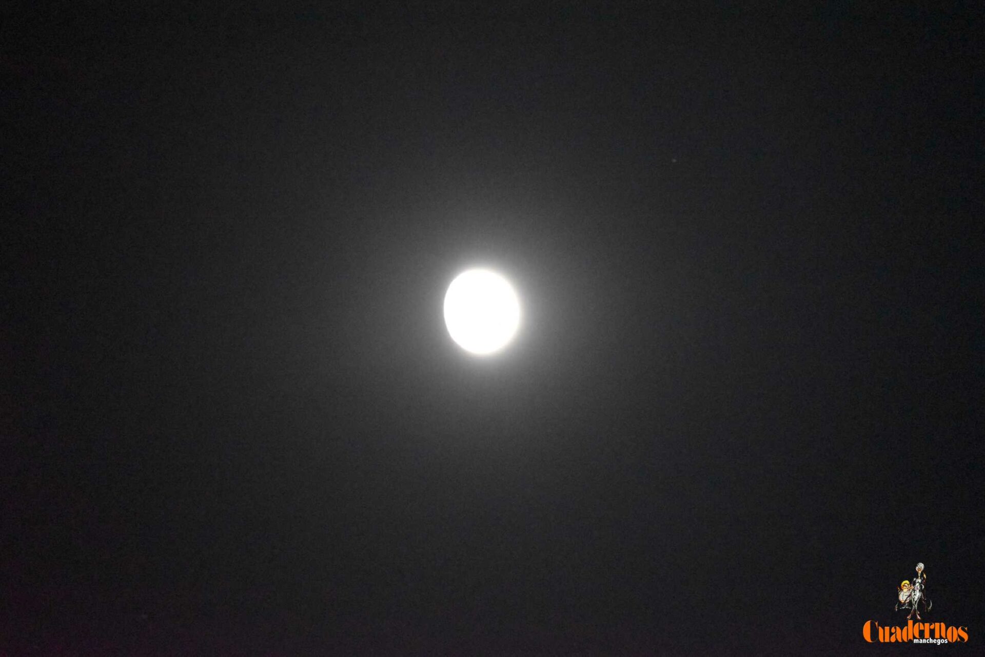 La luna se fue de marcha