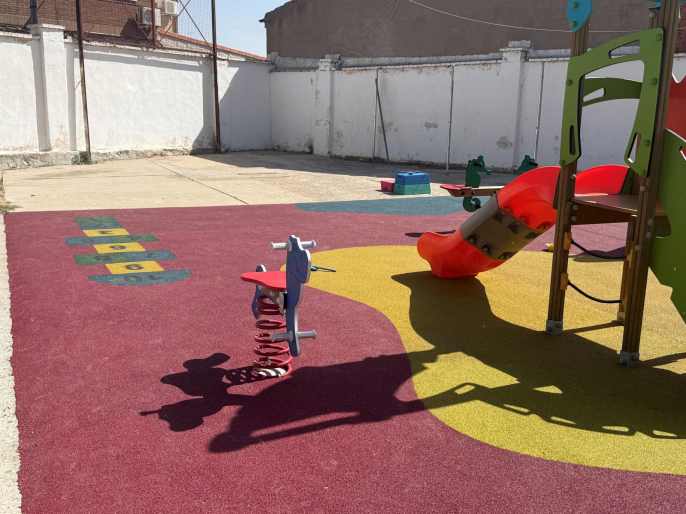 El Ayuntamiento de Villacañas mejora la seguridad de la Ludoteca Sur con la instalación de un nuevo pavimento infantil 1 ludoteca sur villacanas 2