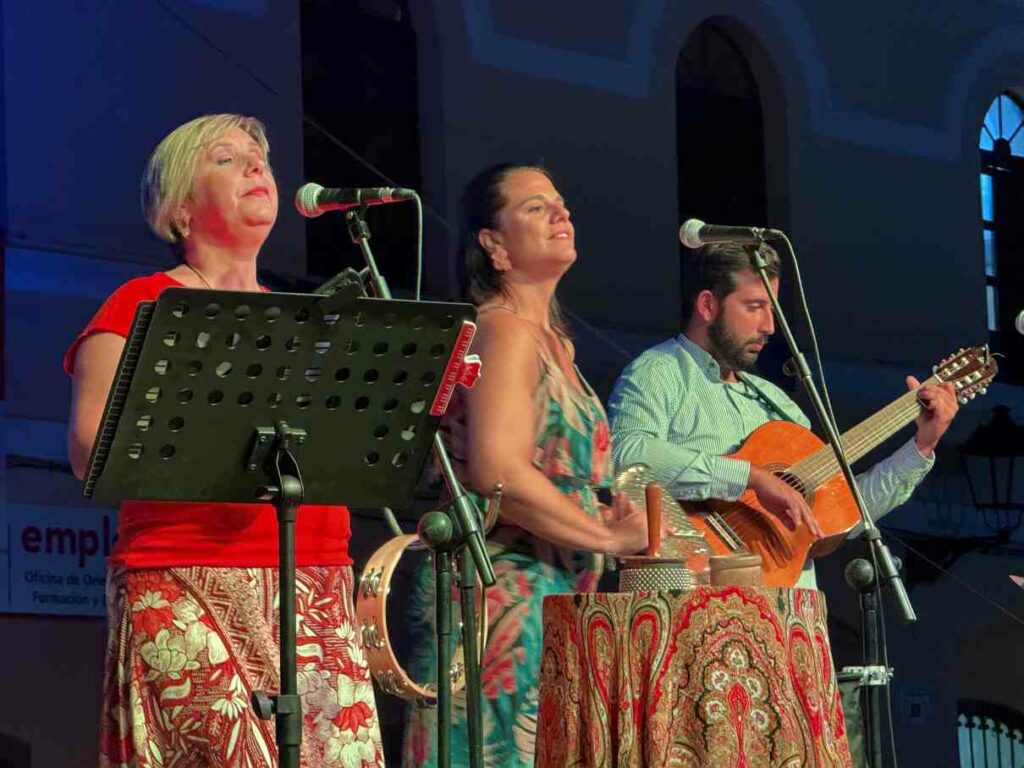 Manantial Folk visita Villacañas para ofrecer al público uno de los mejores sonidos de la tradición popular 6 manantialfolvillacanas