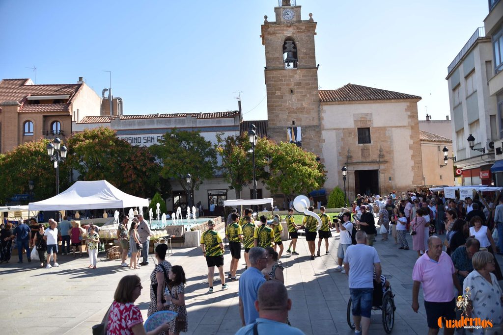 La plaza de Tomelloso celebra dos décadas de mercado tradicional con más participación que nunca 40 mercado tradicional tomelloso 2026 04