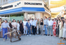 La plaza de Tomelloso celebra dos décadas de mercado tradicional con más participación que nunca La plaza de Tomelloso celebra dos décadas de mercado tradicional con más participación que nunca
