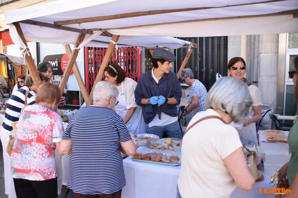 La plaza de Tomelloso celebra dos décadas de mercado tradicional con más participación que nunca 17 mercado tradicional tomelloso 2026 24