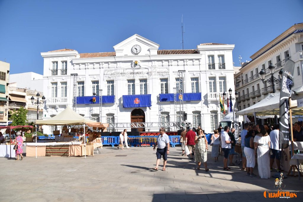 La plaza de Tomelloso celebra dos décadas de mercado tradicional con más participación que nunca 9 mercado tradicional tomelloso 2026 32