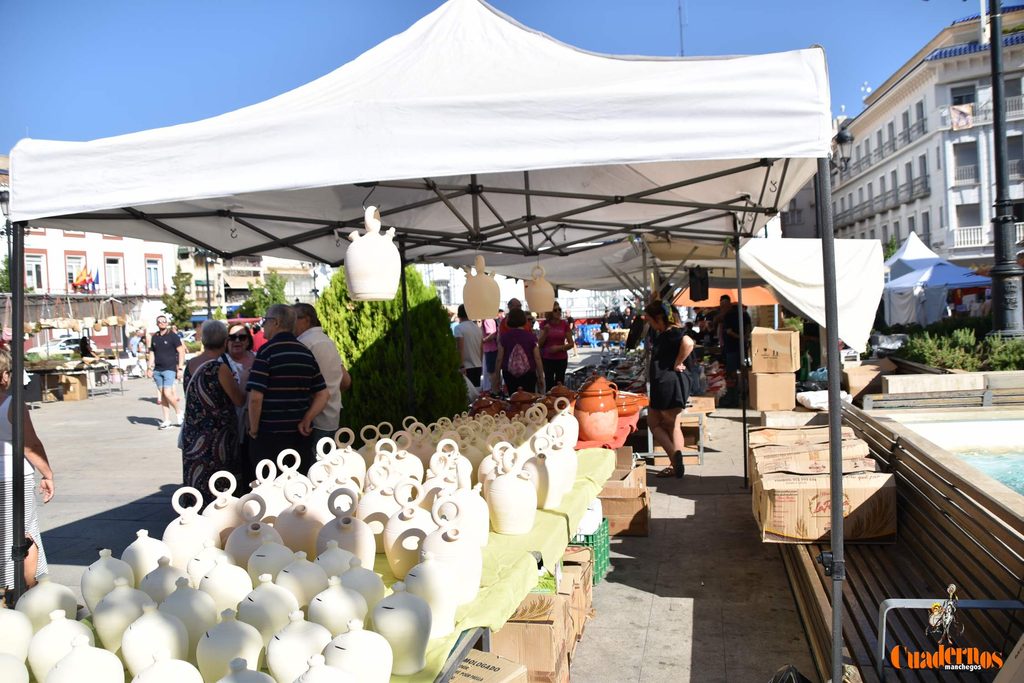 La plaza de Tomelloso celebra dos décadas de mercado tradicional con más participación que nunca 62 mercado tradicional tomelloso 2026 41