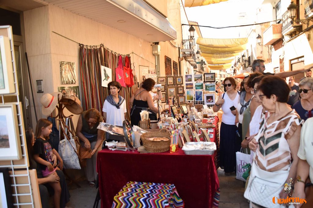 La plaza de Tomelloso celebra dos décadas de mercado tradicional con más participación que nunca 61 mercado tradicional tomelloso 2026 42