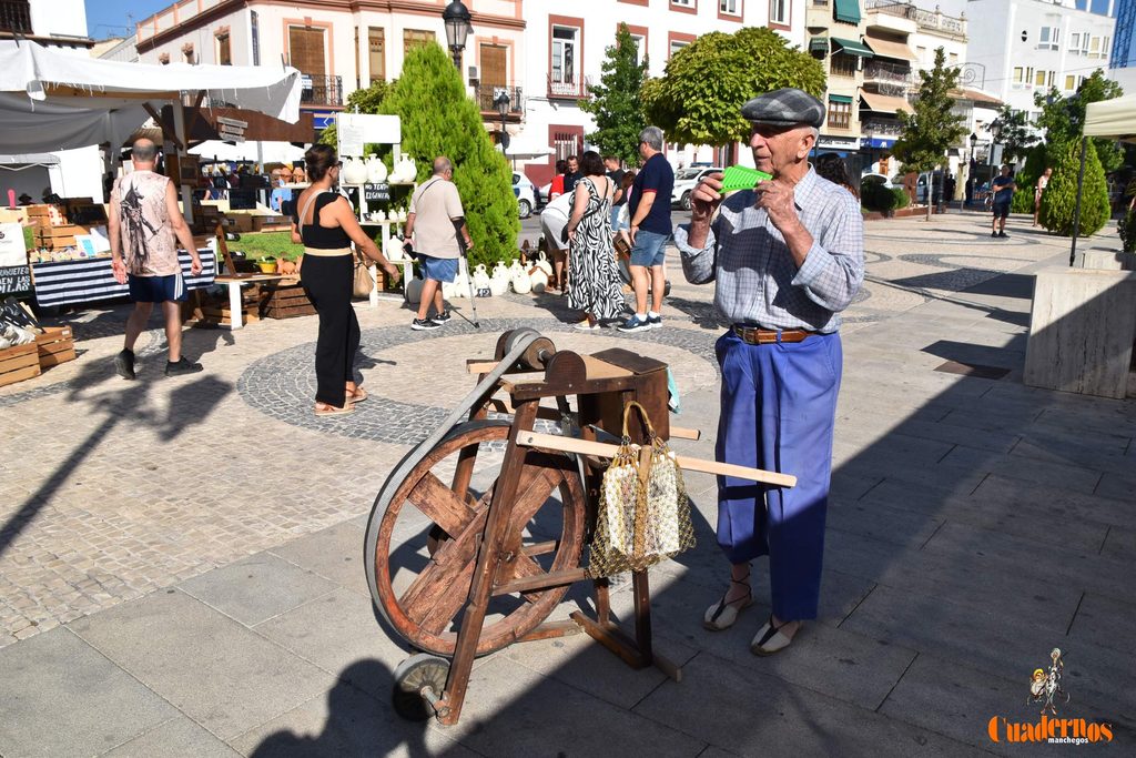 La plaza de Tomelloso celebra dos décadas de mercado tradicional con más participación que nunca 49 mercado tradicional tomelloso 2026 54