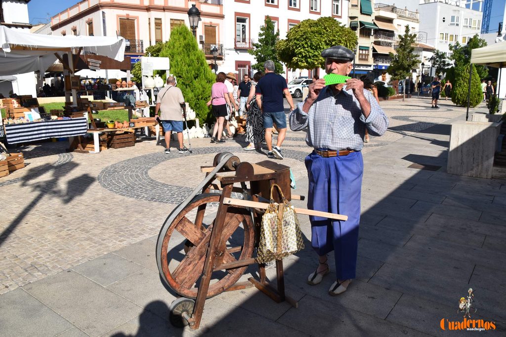 La plaza de Tomelloso celebra dos décadas de mercado tradicional con más participación que nunca 48 mercado tradicional tomelloso 2026 55