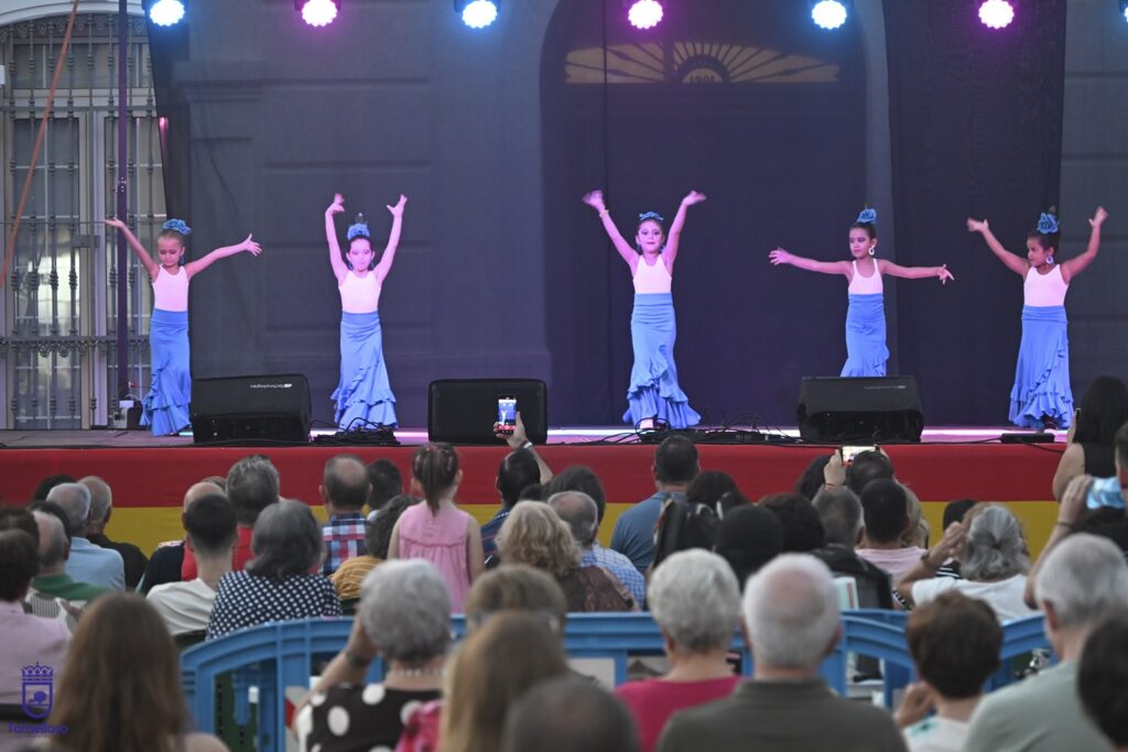Tomelloso se entrega al flamenco con Los de Montoya y Chacón, Capricho Gitano y Capullo de Jerez 15 muestra flamenco tomelloso 13