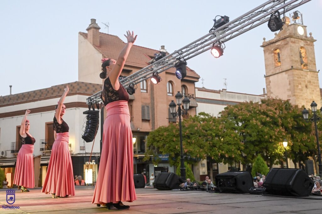 Tomelloso se entrega al flamenco con Los de Montoya y Chacón, Capricho Gitano y Capullo de Jerez 16 muestra flamenco tomelloso 14
