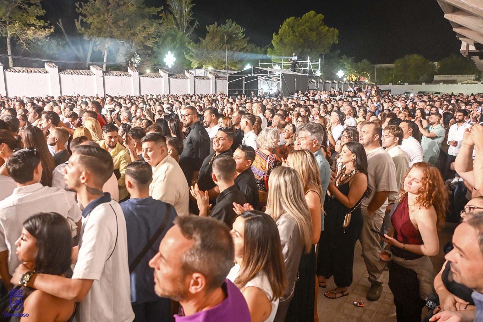 Niña Pastori despide la música de la Feria de Tomelloso ante 3.000 personas en el Paco Gálvez 8 Niña Pastori cierra la programación musical de la Feria y Fiestas de Tomelloso con una gran noche de flamenco y emoción
