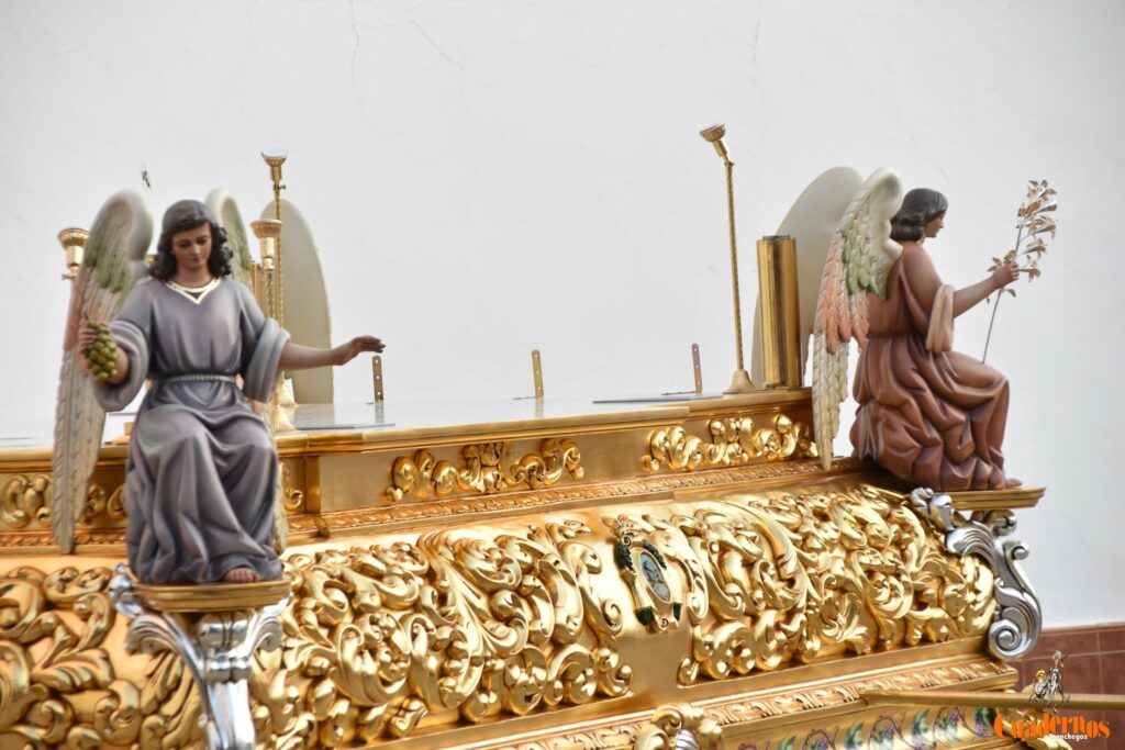 nueva carroza virgen vinas 25 agosto 13