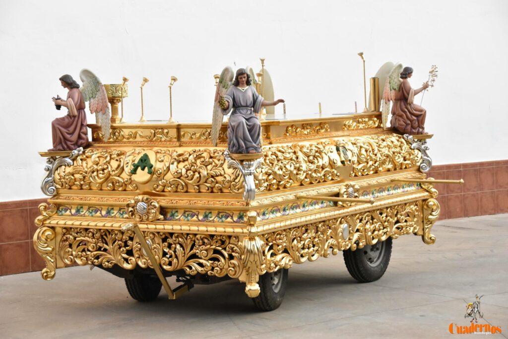 nueva carroza virgen vinas 25 agosto 17