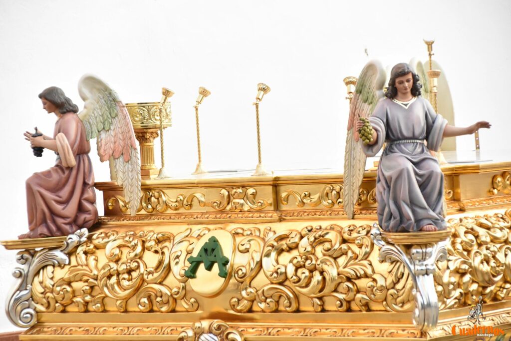 nueva carroza virgen vinas 25 agosto 18