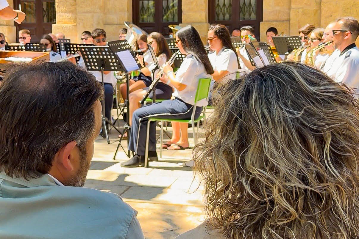 Núñez ratifica su compromiso con las bandas de música de Castilla-La Mancha como “parte esencial de la cultura, la tradición y la vida de nuestros pueblos”