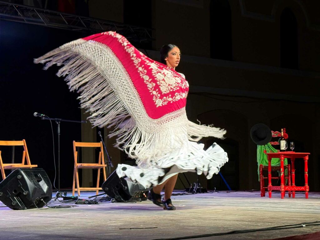 “La Soleá” llena de arte la Plaza de España en el Festival Flamenco de la Preferia de Villacañas 5 plazaespanasoleavillacanas 6