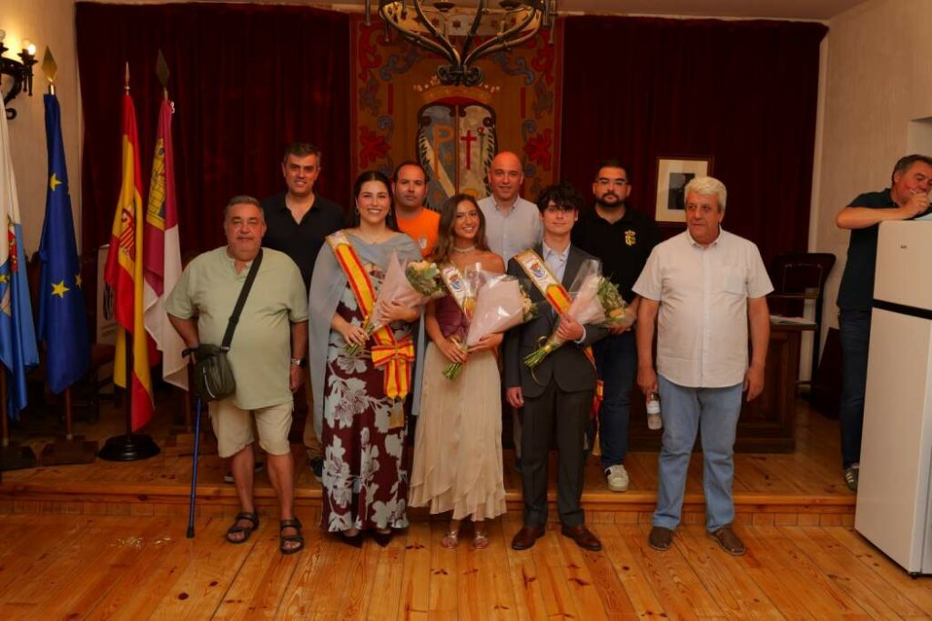 Tras el eclipse, El Peñasco y El Despiste dan el pistoletazo de salida a las fiestas de Pastrana 1 pregon pastrana 03