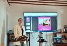 Tomelloso abre su Oficina de Turismo las 24 horas con 22 nuevas guías digitales Tomelloso abre su Oficina de Turismo las 24 horas con 22 nuevas guías digitales