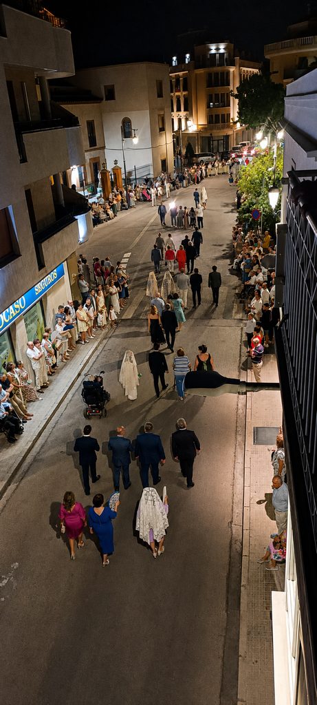 Una ciudad parada ante su Patrona: Tomelloso vive una noche de devoción con la Virgen de las Viñas 32 procesionvirgenvinastomelloso feria 5 1