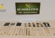 La Guardia Civil desarticula en Manzanares un grupo criminal acusado de 53 robos, hurtos y asaltos en viviendas La Guardia Civil desarticula en Manzanares un grupo criminal acusado de 53 robos, hurtos y asaltos en viviendas