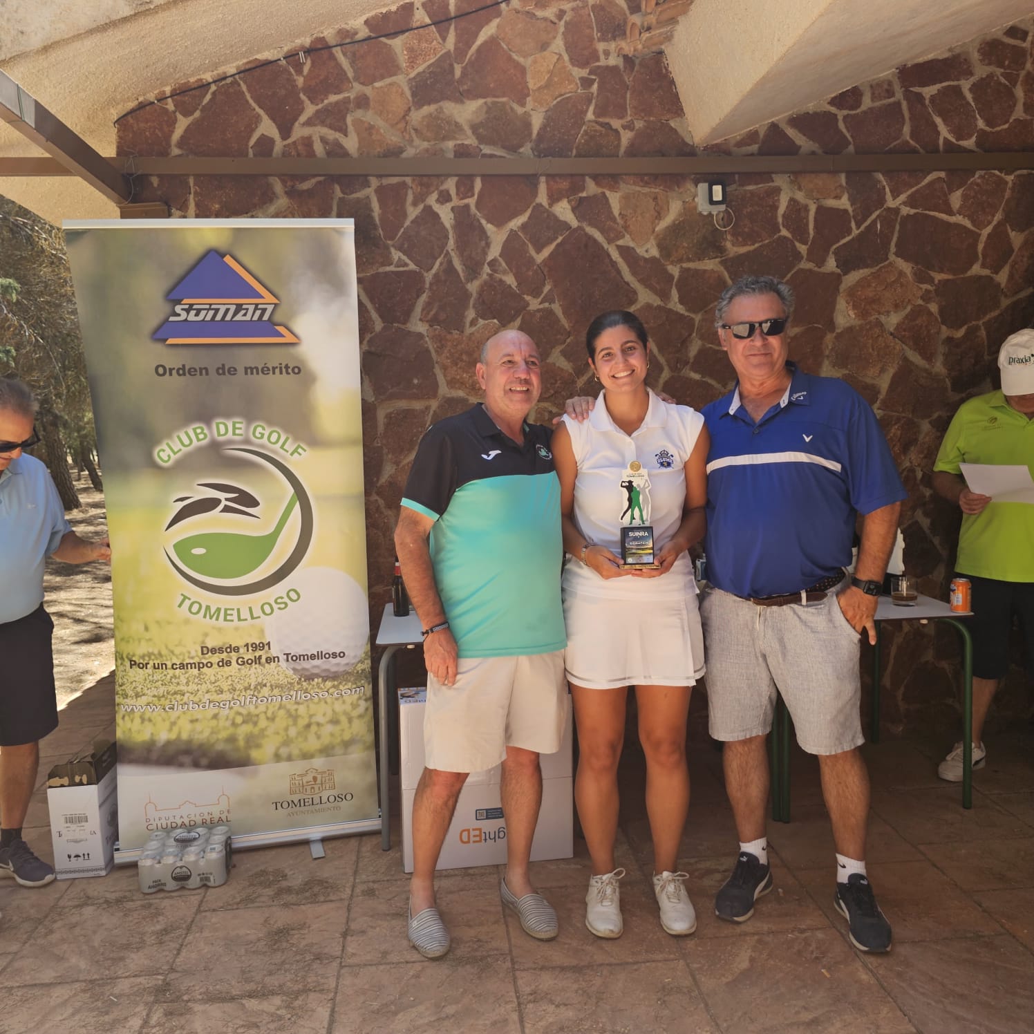 Sara Moreno brilla en La Lagunilla y conquista el Torneo SUINRA